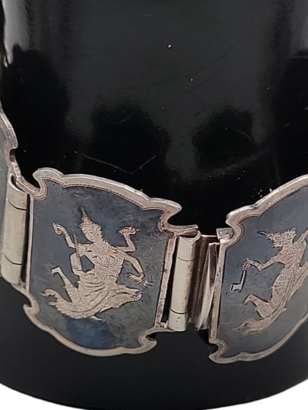 Siam Sterling Silver Bracelet 925 Niello Hindu Goddess Enamel Hinged Panel SZ 7 - Picture 5 of 16